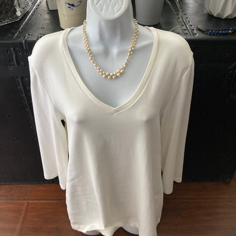 Chico's  White True Color Tee V Neck Three Quarter Sleeve 2 ( large) 12